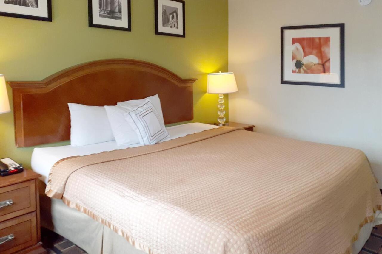 Savannah Garden Hotel Dış mekan fotoğraf